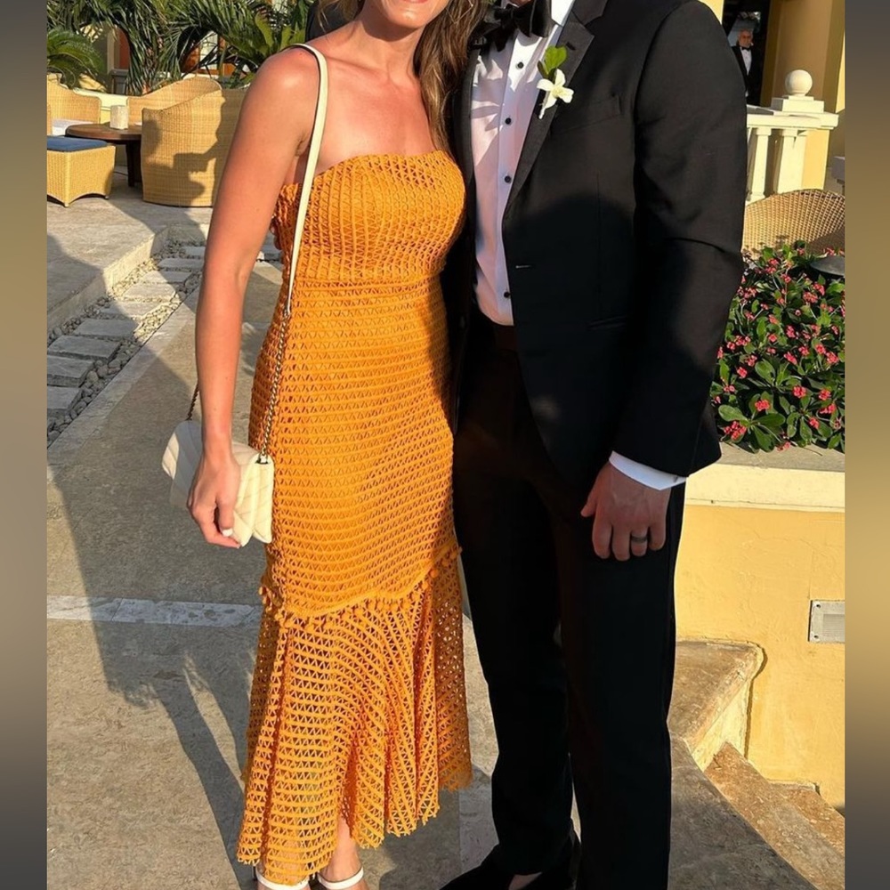 Lulu’s Orange Midi Dress